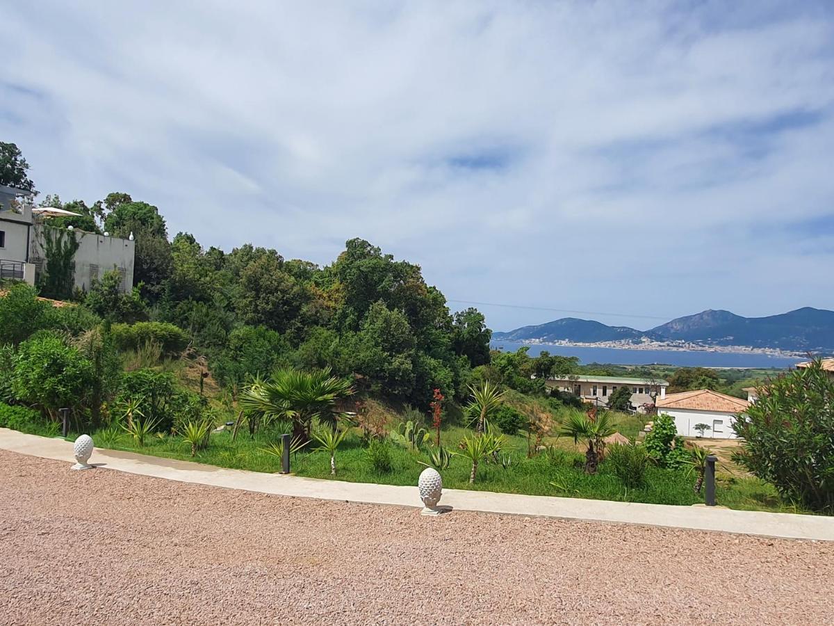 Appartement F2 avec terrasse de 35 m2 Bomorto - Porticcio Porticcio  Extérieur photo